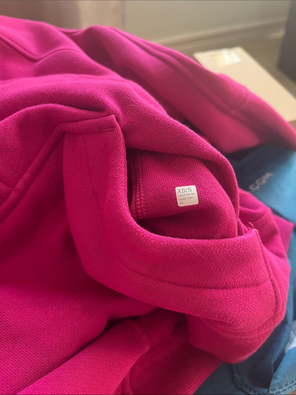 lululemon (XS/S) Scuba Oversized Funnel-Neck Half Zip Ripened Raspberry / Gold - Picture 9 of 16